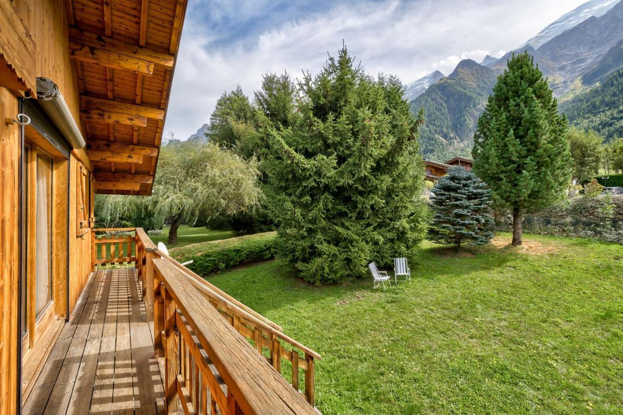 Chalet Trois Bois - Alpes Travel - Les Houches - Sleeps 8 Villa Exterior photo