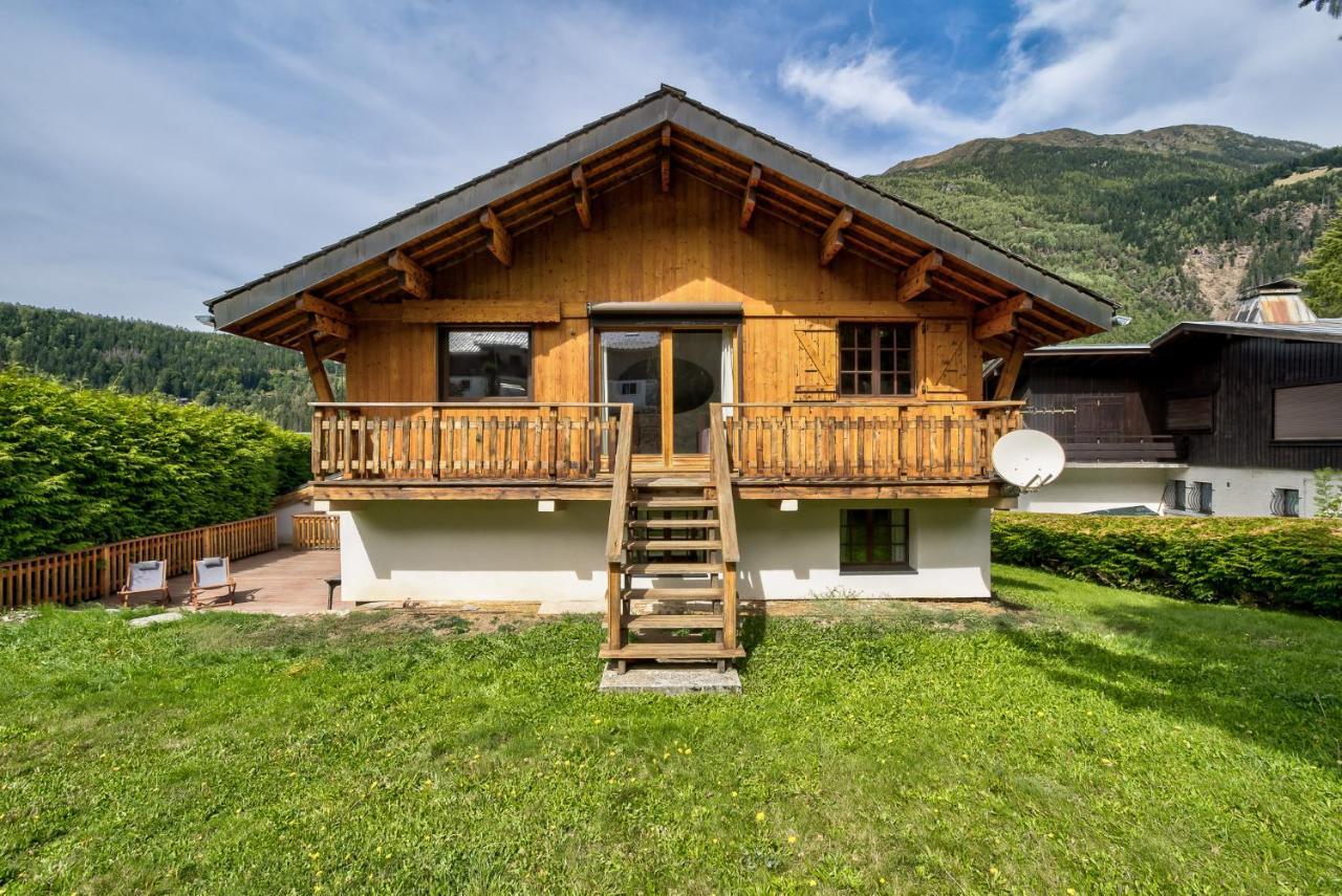 Chalet Trois Bois - Alpes Travel - Les Houches - Sleeps 8 Villa Exterior photo